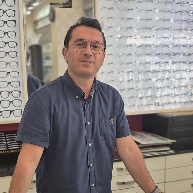 Optisyen müdürümüz Salih Arıcı